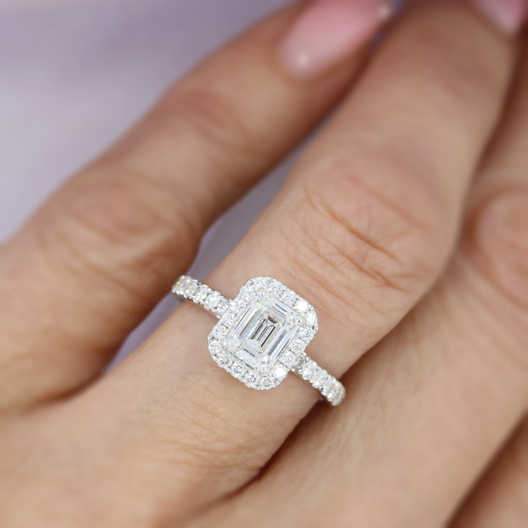 Certified Pre Owned 18ct Emerald Cut Cluster Ring with Diamond Shoulder Stones total 1.52ct