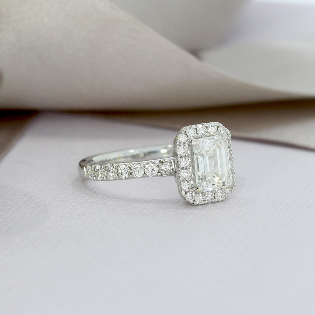Certified Pre Owned 18ct Emerald Cut Cluster Ring with Diamond Shoulder Stones total 1.52ct
