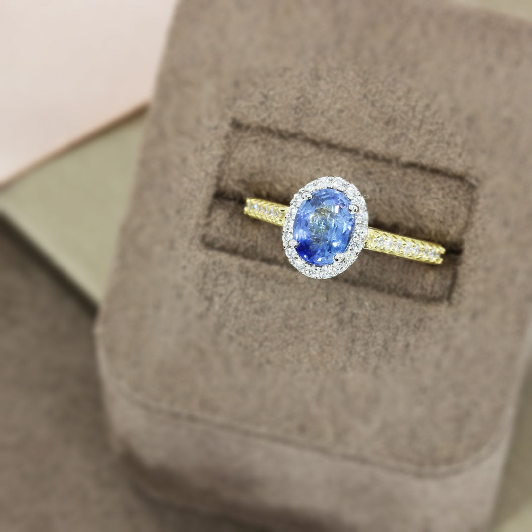 18ct Gold Natural Sapphire & Lab Grown Diamond Halo Ring