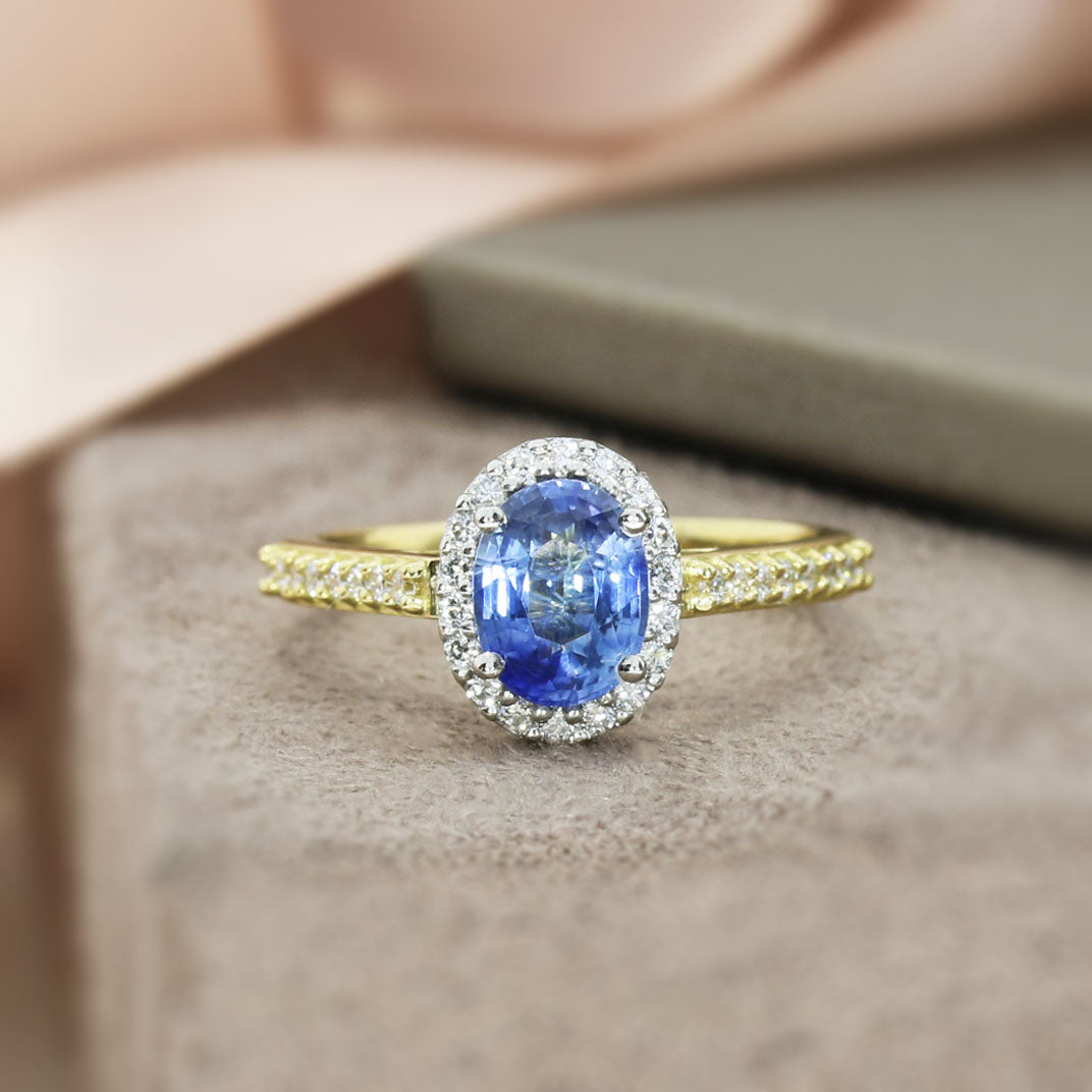 18ct Gold Natural Sapphire & Lab Grown Diamond Halo Ring