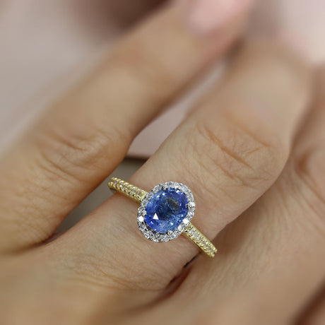 18ct Gold Natural Sapphire & Lab Grown Diamond Halo Ring