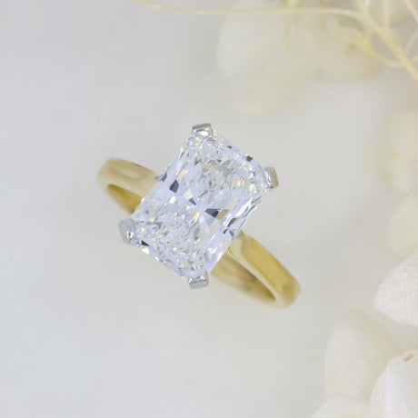 18ct 4 Claw Rectangular Brilliant Cut Certified Lab Grown Diamond Solitaire Ring 4ct
