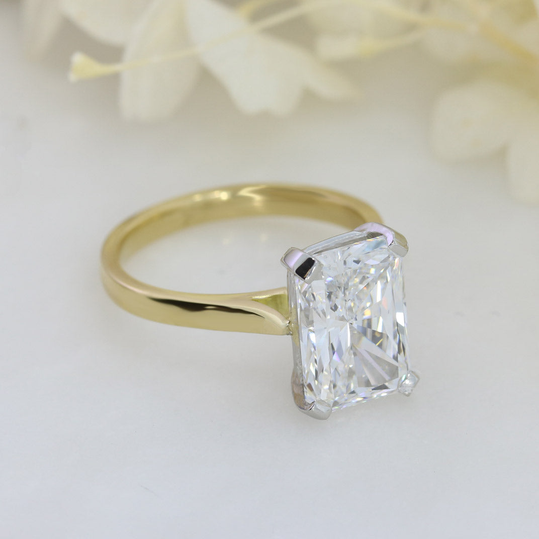 18ct 4 Claw Rectangular Brilliant Cut Certified Lab Grown Diamond Solitaire Ring 4ct