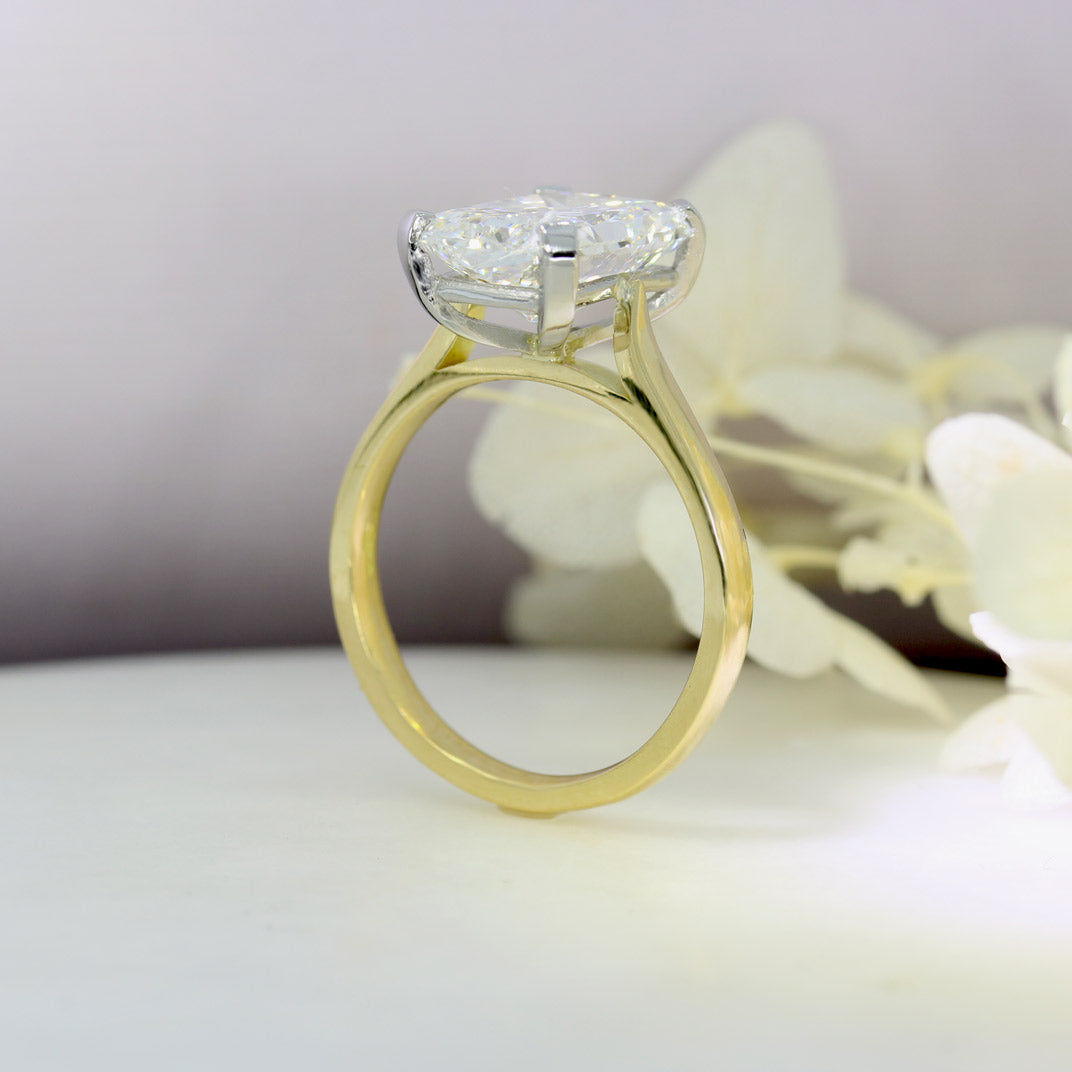18ct 4 Claw Rectangular Brilliant Cut Certified Lab Grown Diamond Solitaire Ring 4ct