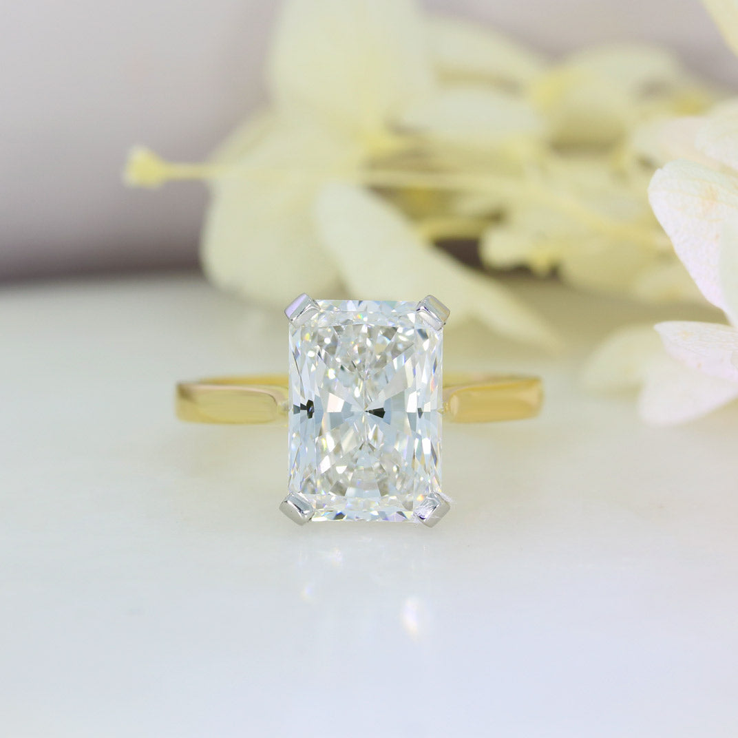 18ct 4 Claw Rectangular Brilliant Cut Certified Lab Grown Diamond Solitaire Ring 4ct