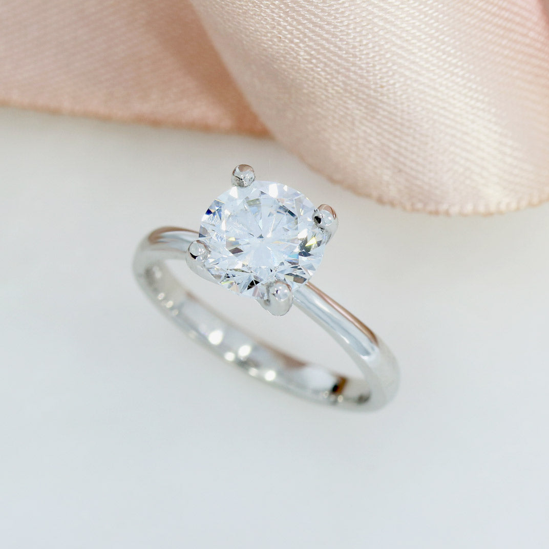 9ct Gold Brilliant Cut Laboratory Grown Diamond Solitaire Ring 1.82ct D-F VVS2-VS