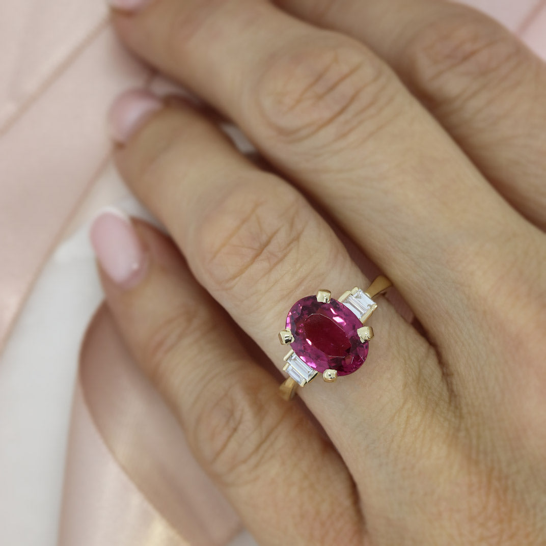 9ct Gold Claw Set Oval 3.76ct Pink Tourmaline & Lab Diamond Ring