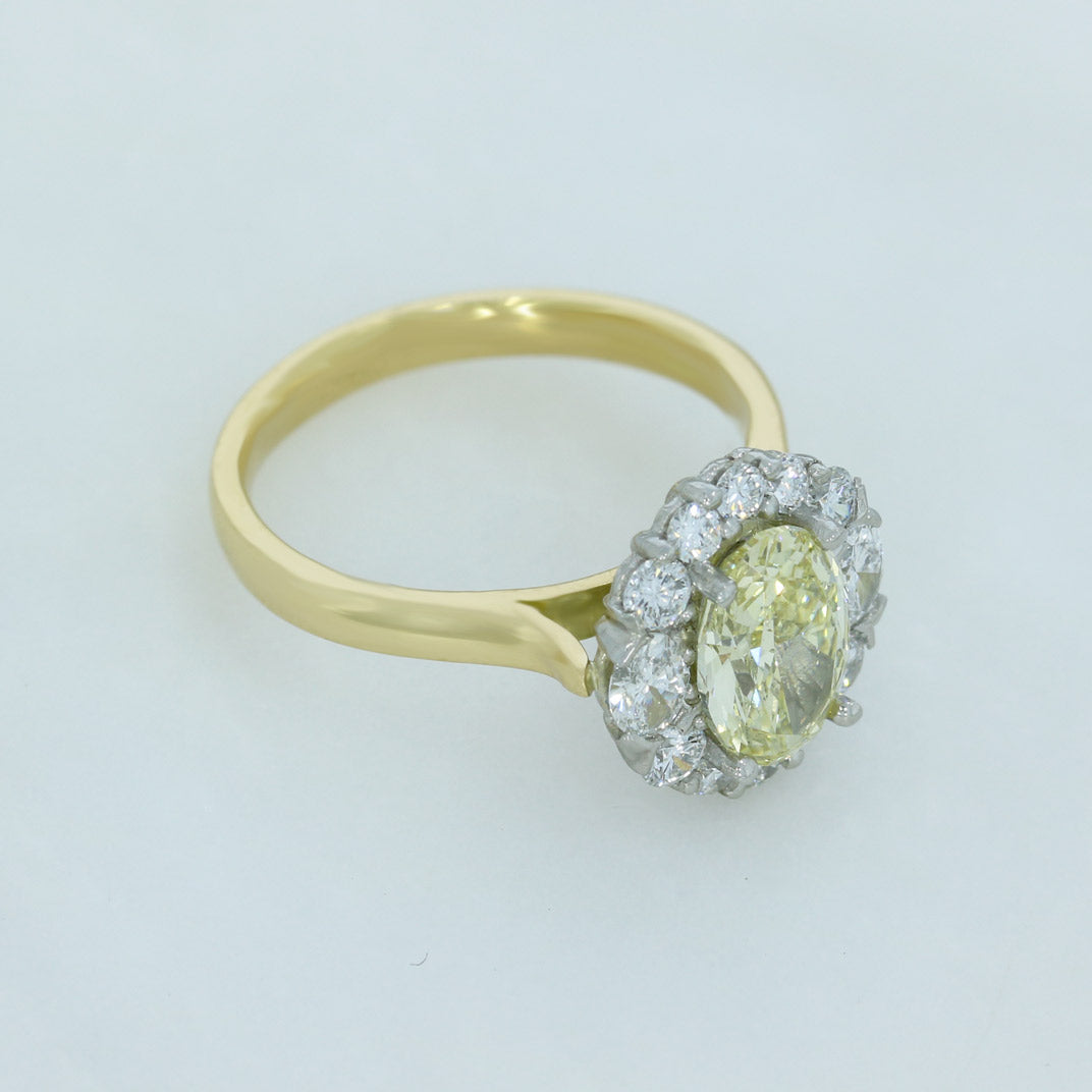 18ct Gold Claw Set Certified Fancy Intense Yellow Lab Diamond Cluster Ring 2.47ct VS1