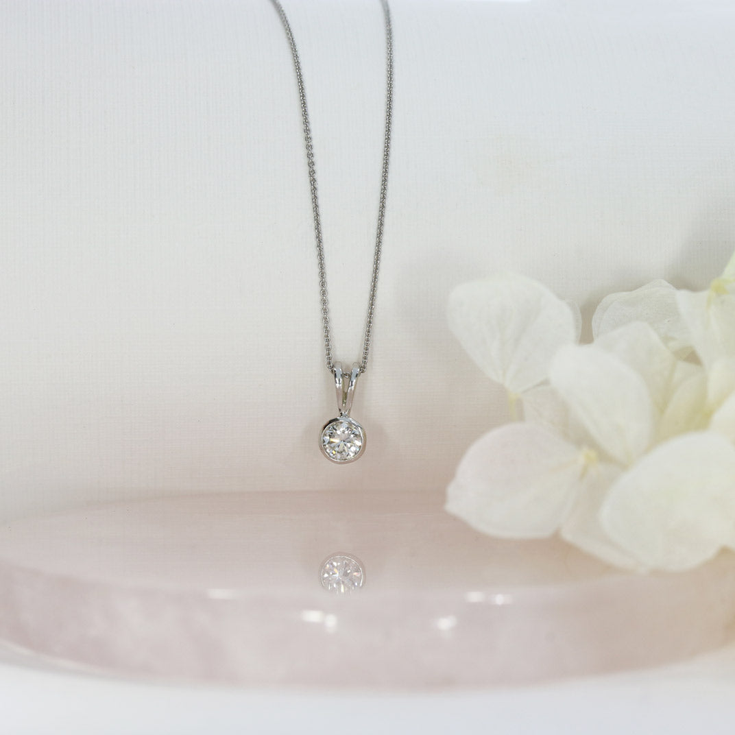 9ct White Gold Lab Grown Diamond Solitaire Pendant 0.33ct on a 9ct 17 Inch Chain