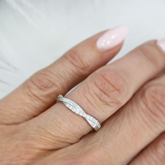 Platinum Claw Set Lab Grown Diamond Crossover Eternity Ring 0.25ct