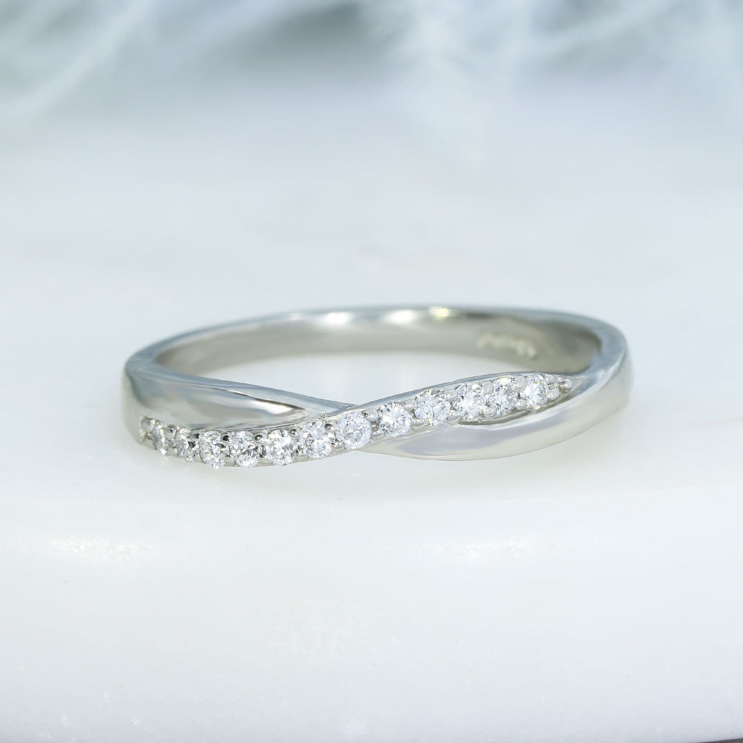 Platinum Claw Set Lab Grown Diamond Crossover Eternity Ring 0.25ct