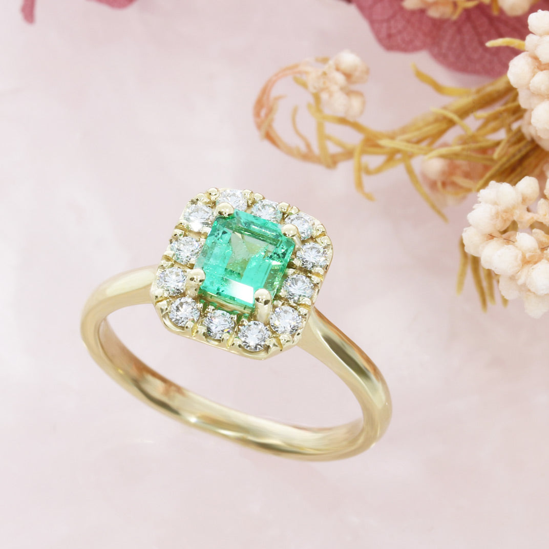 9ct Yellow Gold Claw Set Emerald & Natural Diamond Cluster Ring