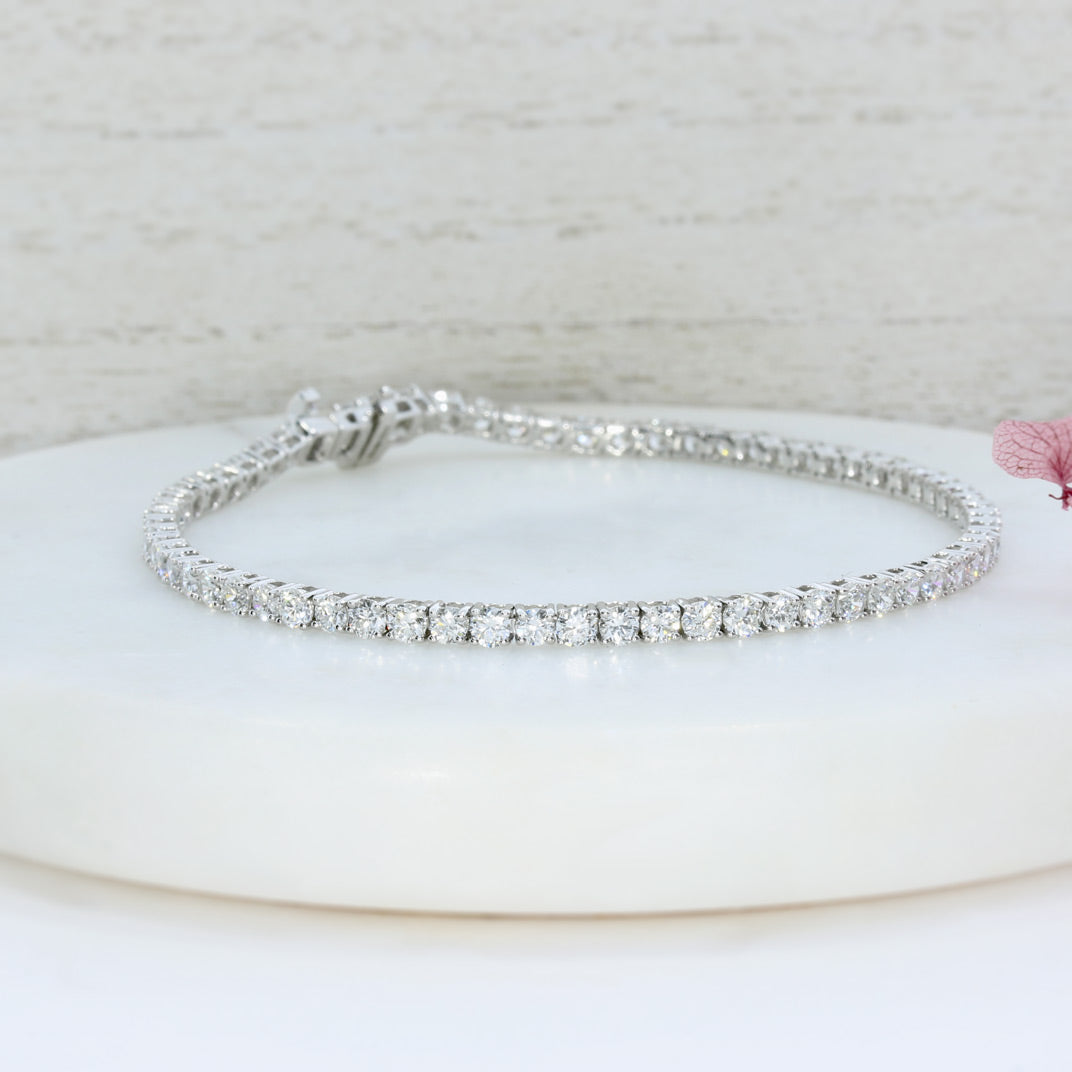 9ct White Gold Lab Grown Diamond Claw Set Line Bracelet 4.34ct