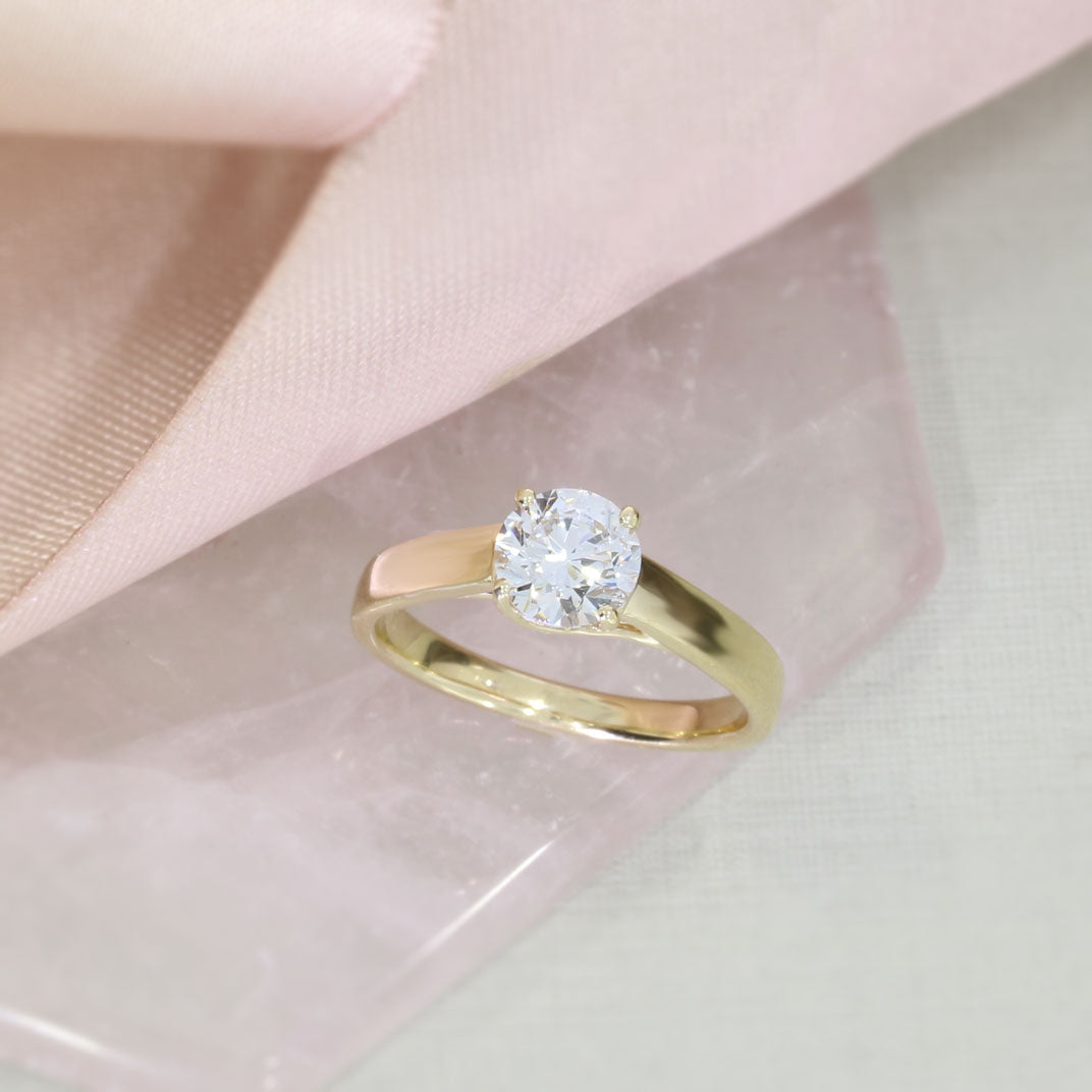 10ct Yellow Gold 4 Claw Set Round Lab Grown Diamond Solitaire Ring 1.05ct