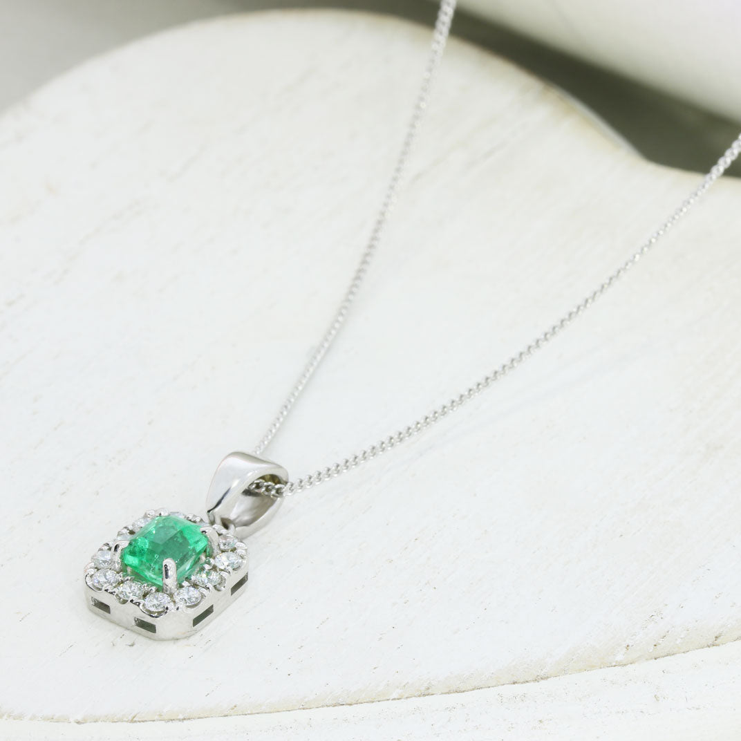 9ct Gold Square Columbian Emerald & Lab Grown Diamond Cluster Pendant & Chain