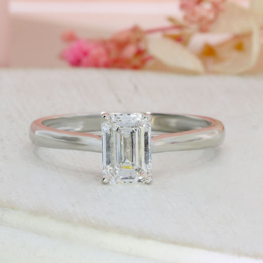 9ct Gold Claw Set Emerald Cut Lab Grown Diamond Solitaire Ring 1.00ct