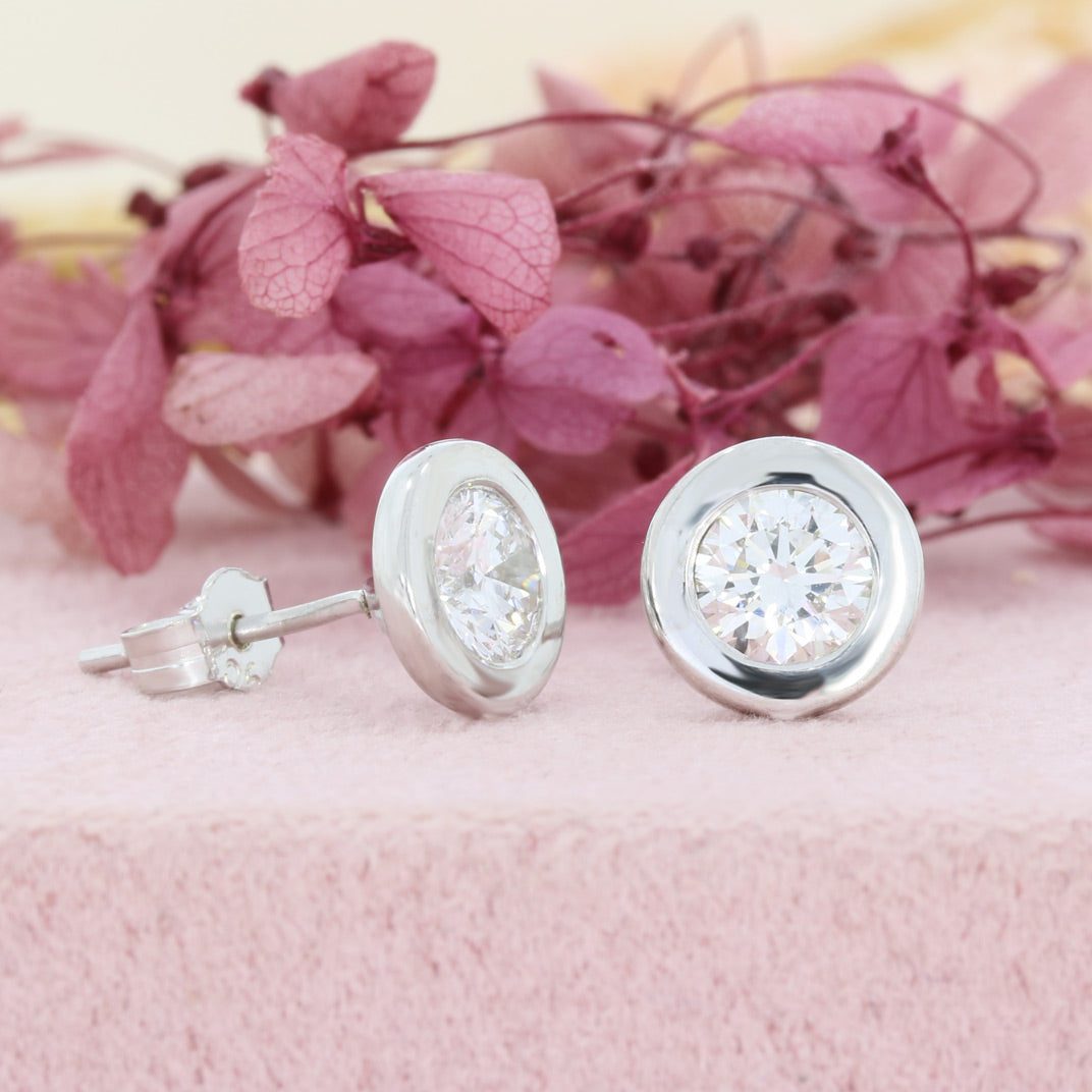 9ct White Gold Lab Grown Diamond Stud Earrings 1.00ct