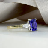 9ct Gold & Platinum Tanzanite & Pear Shaped Lab Diamond Shoulders