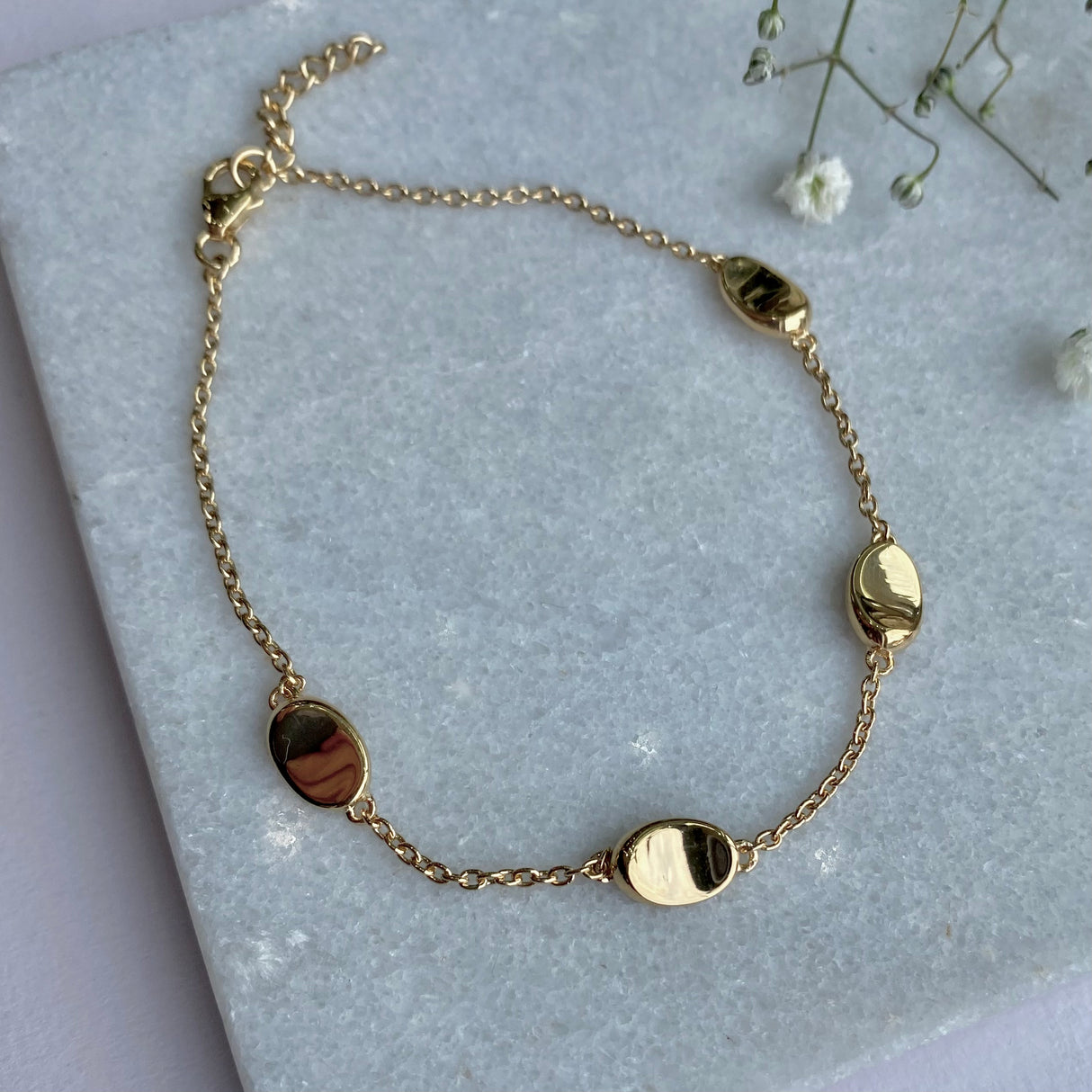 Yellow Polished Oval Pebble Bracelet