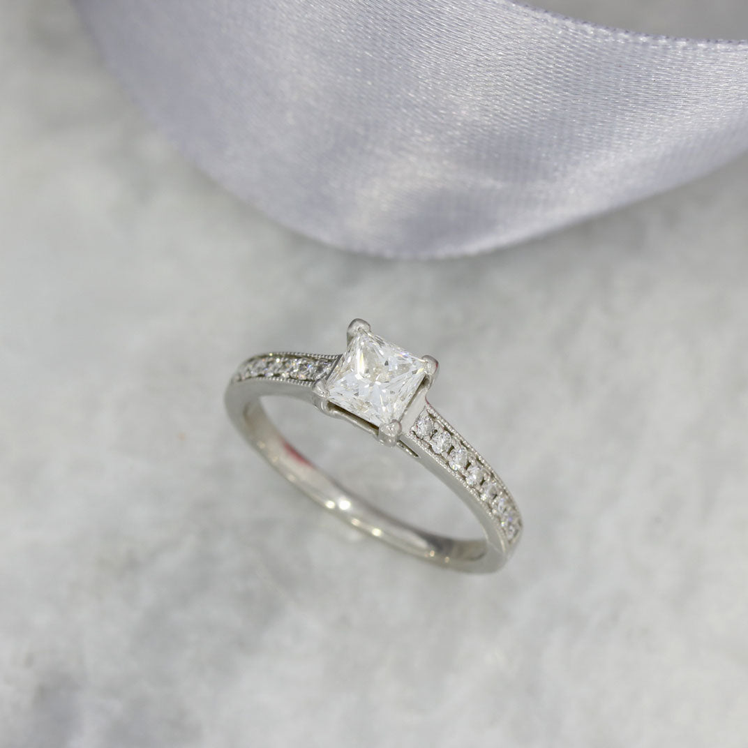 Pre Owned Platinum GIA Certified Diamond Solitaire Ring with Pave Set Shoulders 0.81ct F VS1