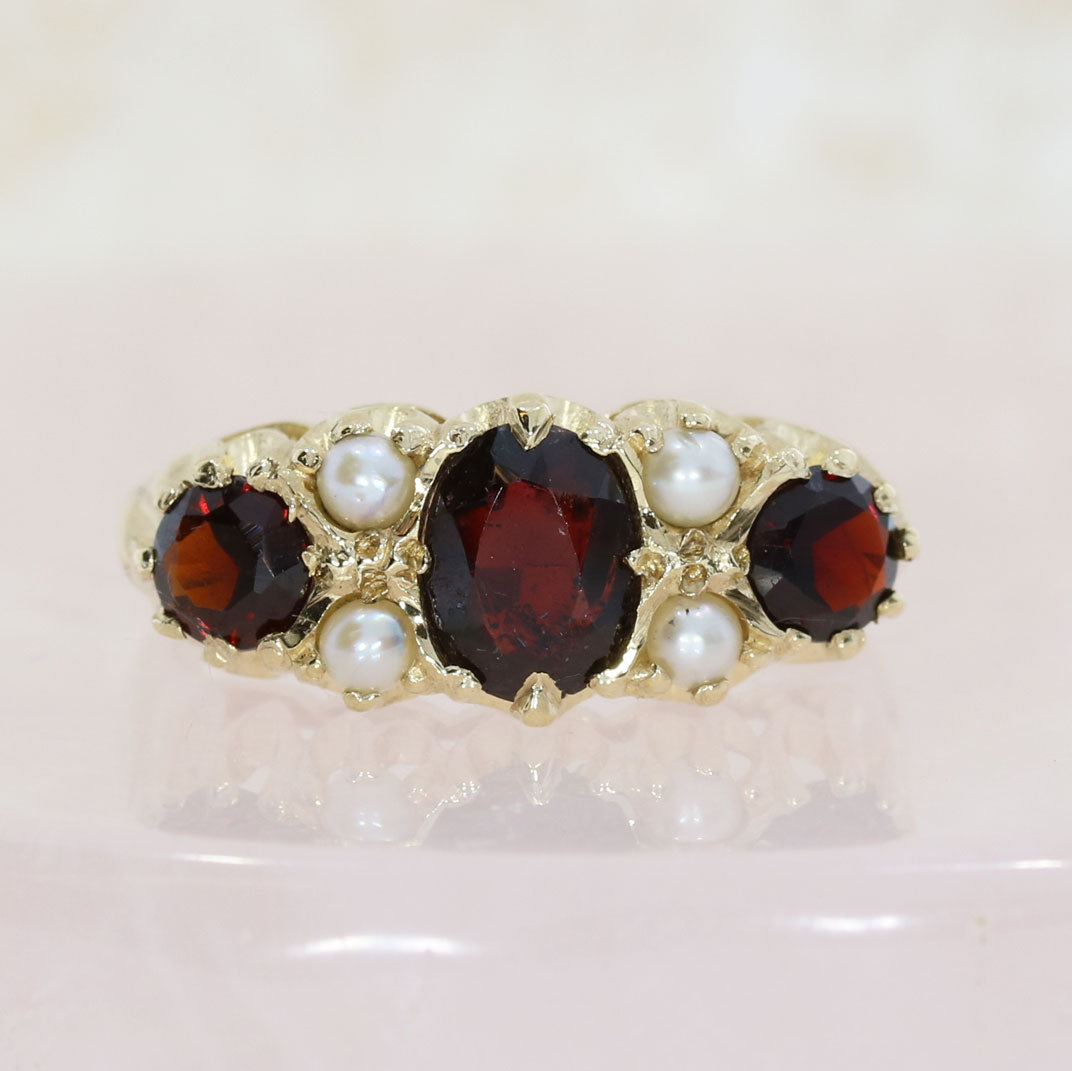 Pre Owned 9ct Yellow Gold Garnet & Seed Pearl Dress Ring