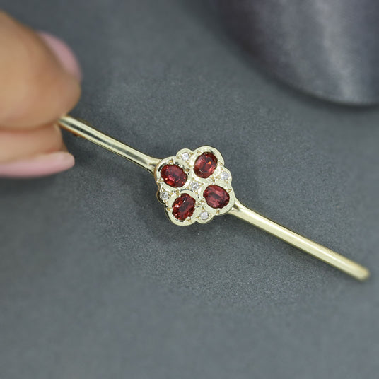 Pre Owned 9ct Yellow Gold Garnet & Diamond Flower Bar Brooch