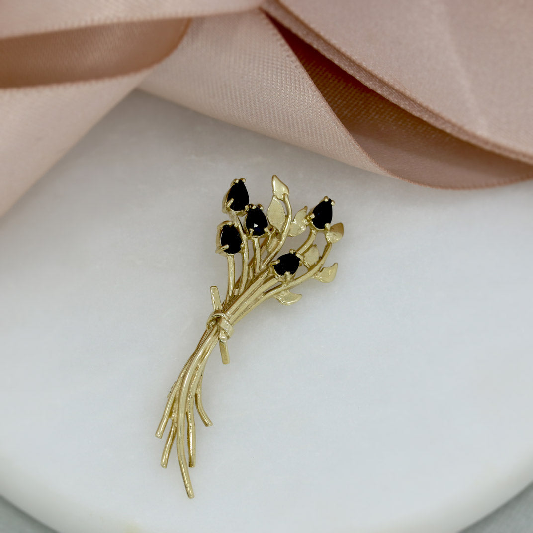 Pre Owned 9ct Yellow Gold Sapphire Set Flower Brooch