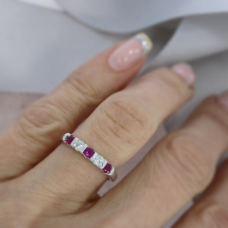 Pre Owned 9ct White Gold 5 Stone Ruby & Diamond 5 Stone Ring