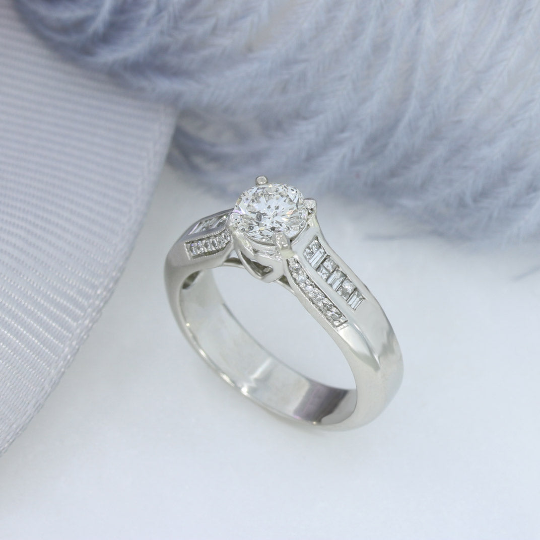 Pre Owned Platinum Diamond Solitaire Ring with Fancy Diamond Shoulders