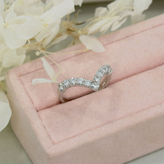 Pre Owned 18ct Gold Claw Set Diamond Wishbone Ring Approx 0.75ct