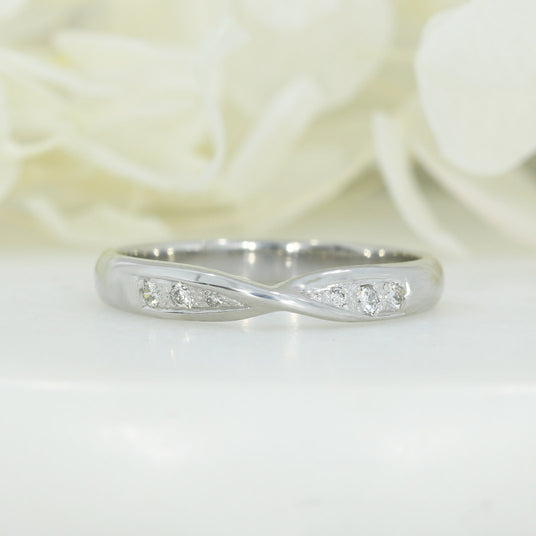 Pre Owned 18ct White Gold Pave Set Diamond Twist Wedding Ring