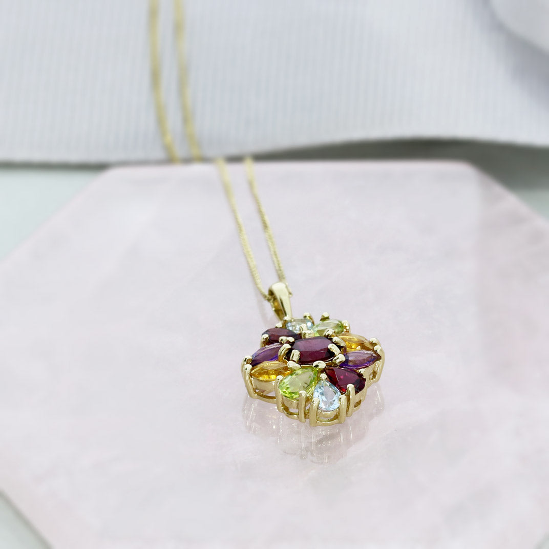 Pre Owned 9ct Gold Multi Stone Cluster Ring, with matching Pendant & 18" Chain