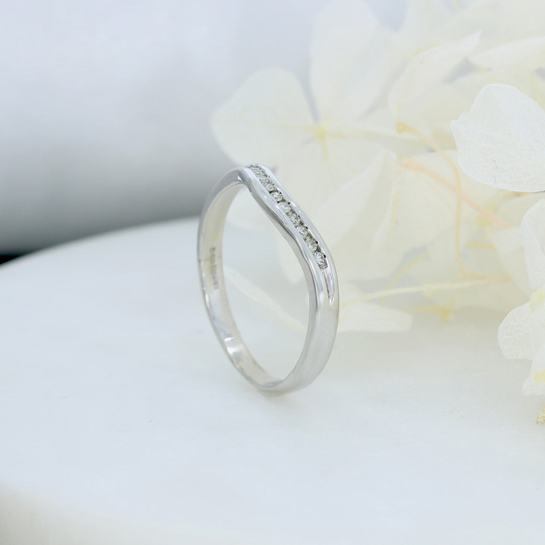 Pre Owned 9ct White Gold Channel Set Diamond Curved Ring