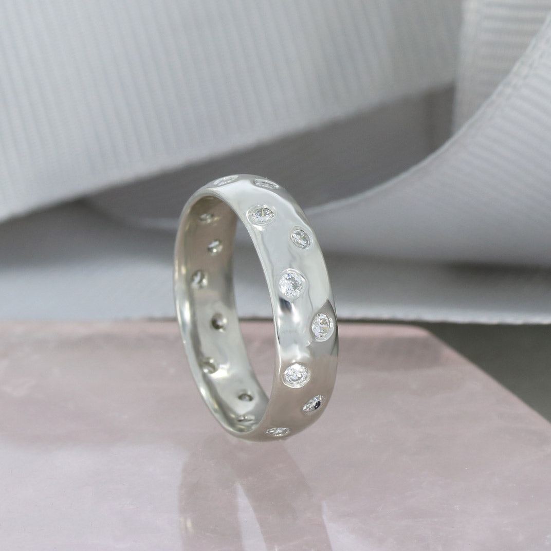 Pre Owned Platinum Roman Set Diamond Wedding Ring Approx 0.30ct