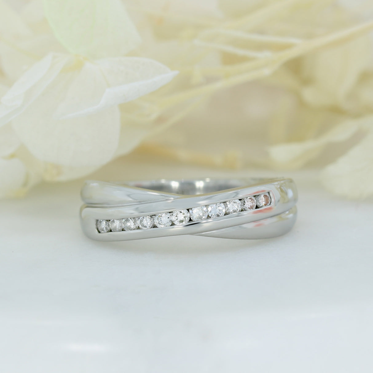 Pre Owned Platinum Crossover Diamond Eternity Ring Approx 0.20ct