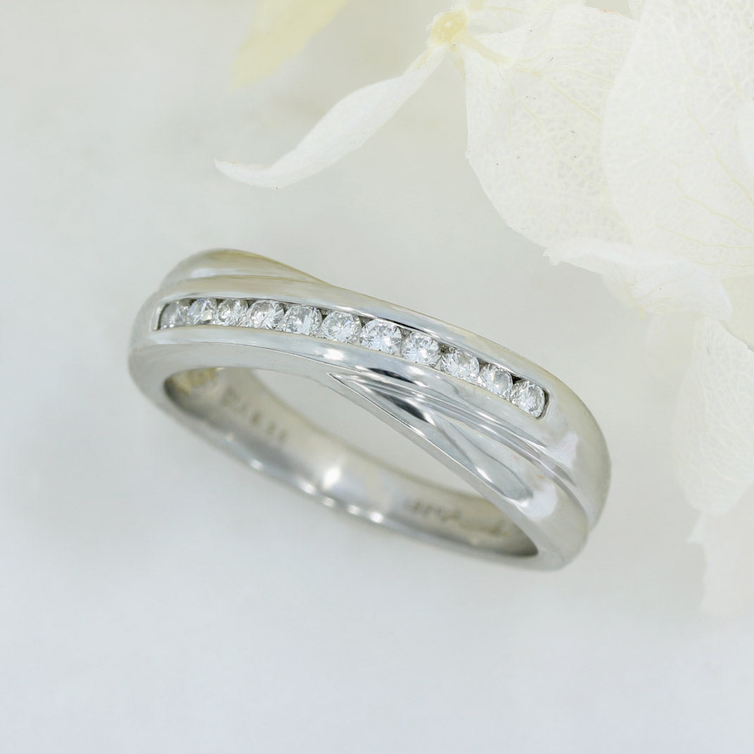 Pre Owned Platinum Crossover Diamond Eternity Ring Approx 0.20ct