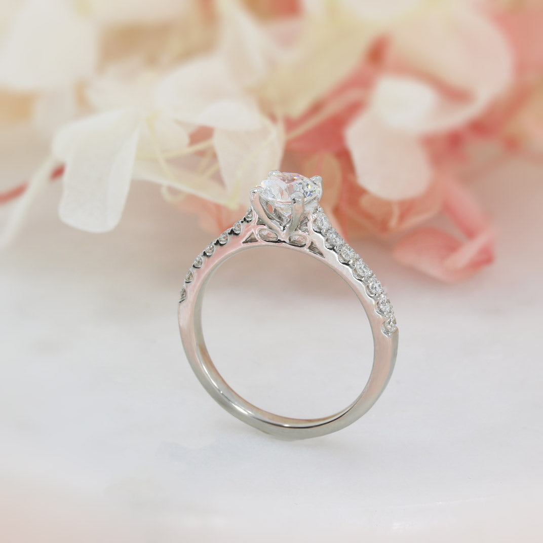 Pre Owned Platinum Diamond Solitaire Ring With Diamond Shoulders 0.91ct