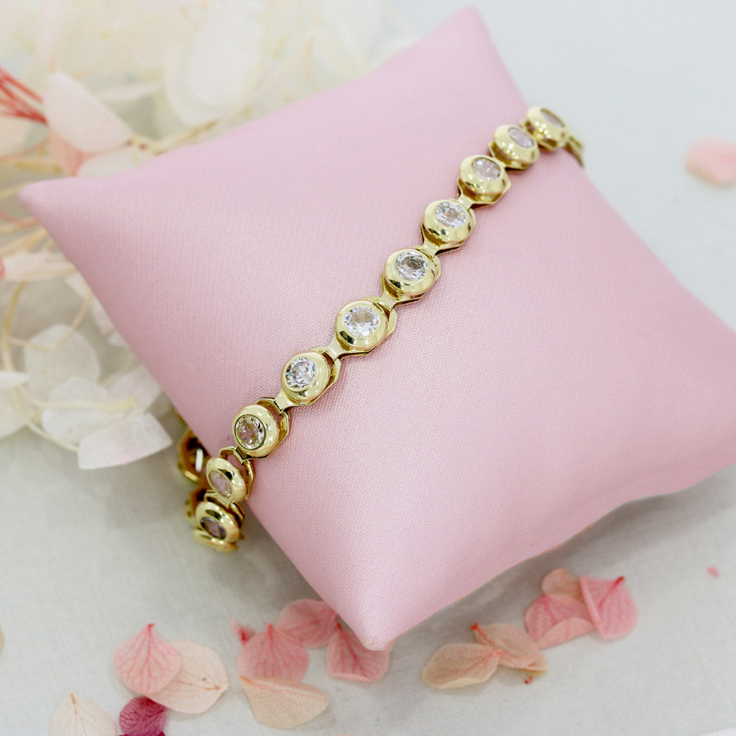 Pre Owned 9ct Yellow Gold Rubover Set CZ Bracelet
