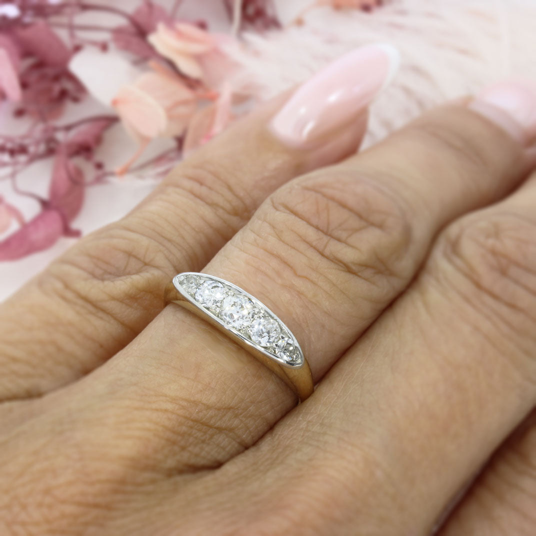 Pre Owned 18ct Yellow Gold 5 Stone Diamond Ring Approx 0.50ct