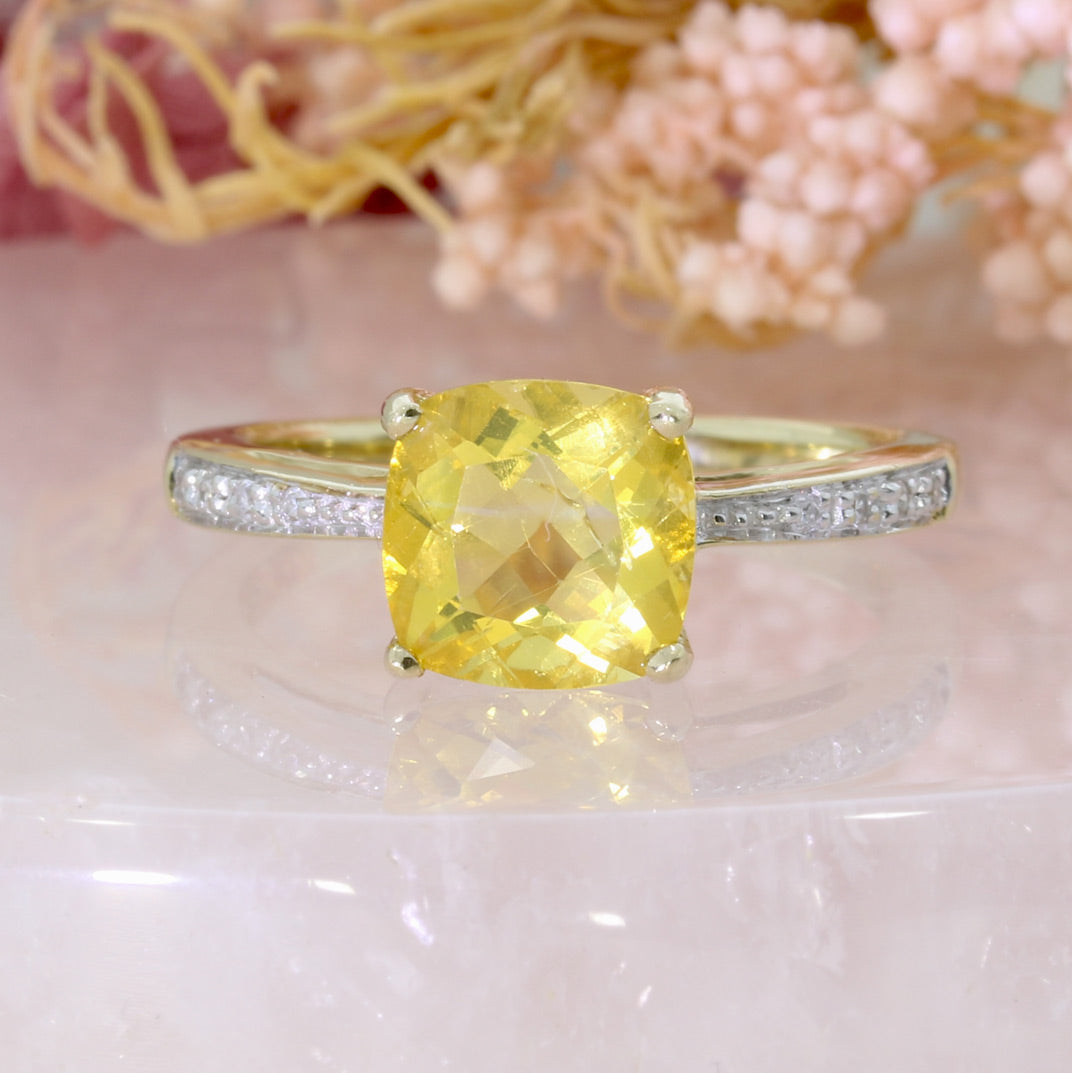 Pre Owned 9ct Yellow Gold Claw Set Citrine Solitaire Ring