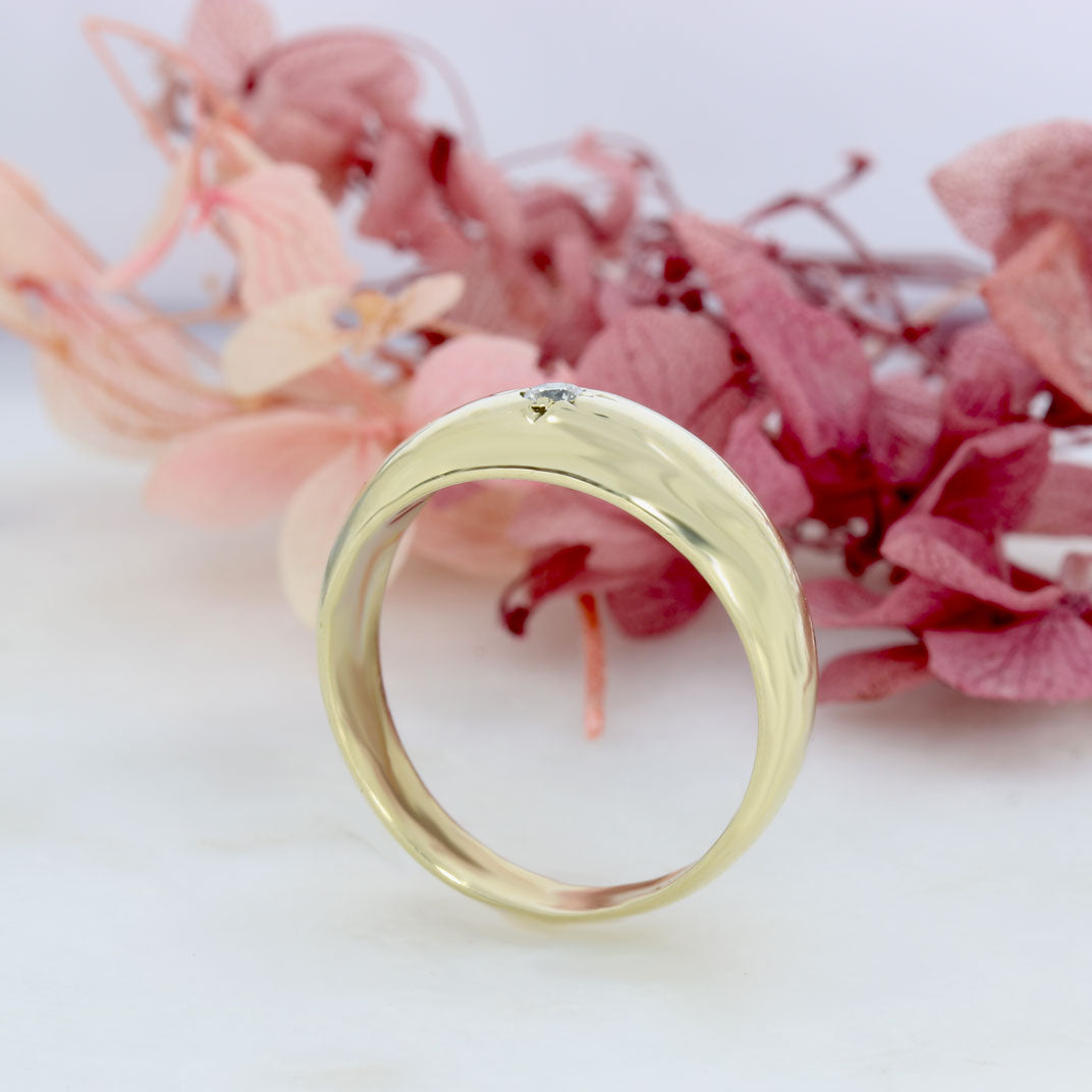 Pre Owned 9ct Yellow Gold Domed Ring with Star Set Diamond