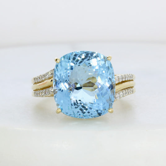 Pre Owned 18ct Yellow Gold 10.6ct Cushion Shape Aquamarine & Diamond Dress Ring