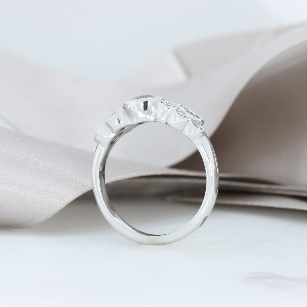 18ct White Gold Diamond Bubble ring 1.06ct