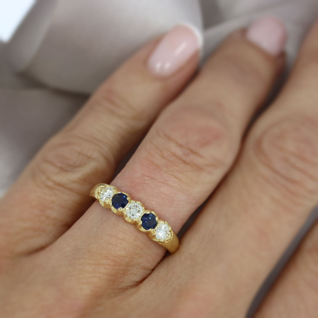 18ct Yellow Gold Sapphire & Diamond 5 Stone Ring