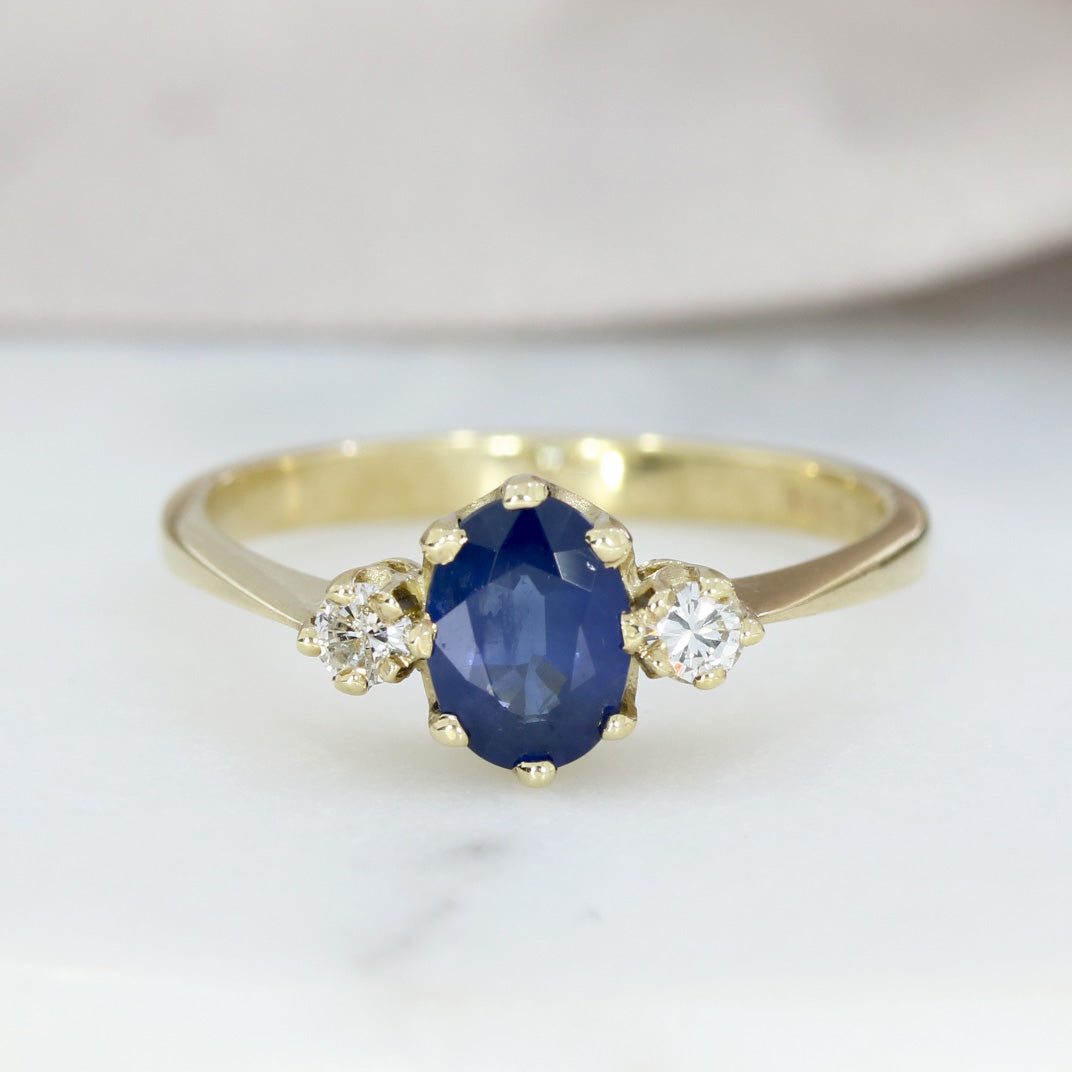 9ct Gold 0.91ct Sapphire & Diamond 0.12ct 3 Stone Ring