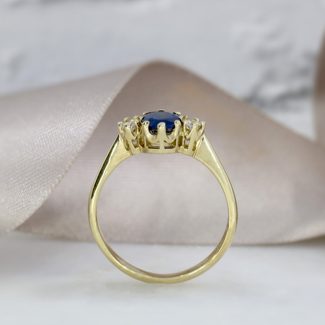 9ct Gold 0.91ct Sapphire & Diamond 0.12ct 3 Stone Ring