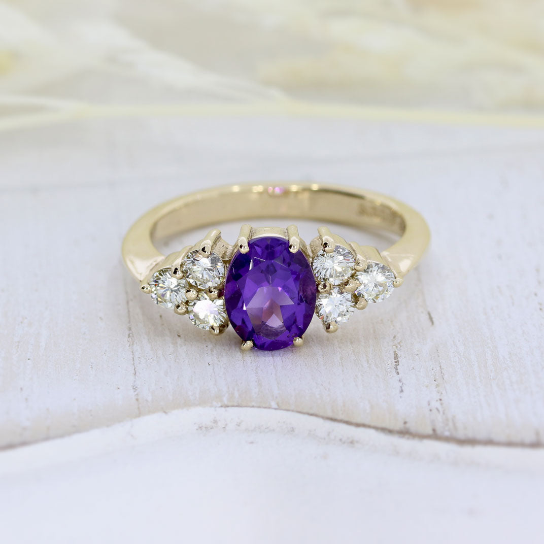 9ct Gold Ring Oval Amethyst & Diamond Ring