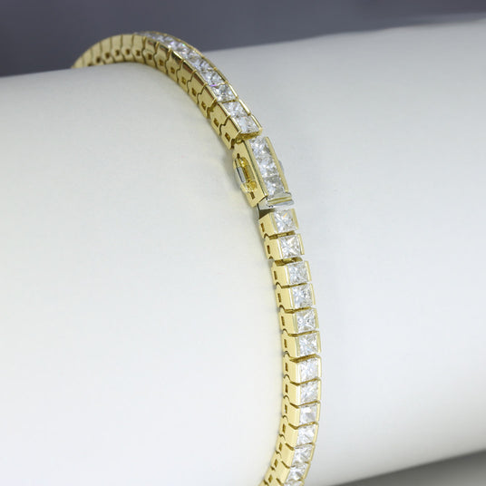 Pre Owned 18ct Gold Diamond Line Bracelet  Approx 7ct-8ct