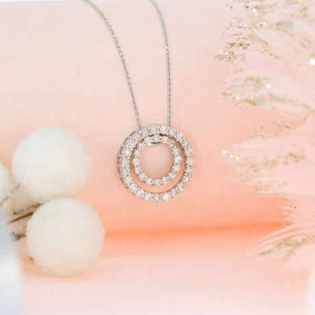 Pre Owned 14ct White Gold Double Circle Diamond Pendant On a Trace Chain