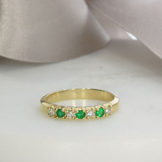 9ct Yellow Gold Emerald & Diamond Eternity Ring